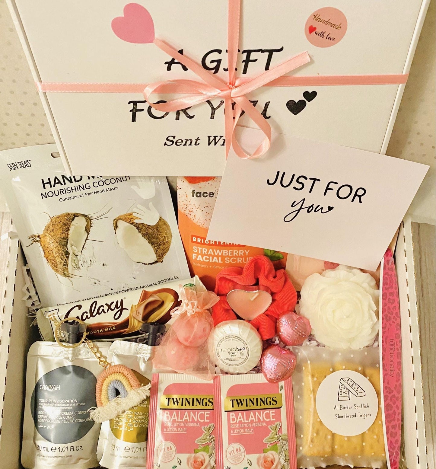 LADIES PAMPER HAMPER | Letterbox Gift for Her | Spa Self-Care Giftbox | Birthday Giftbox | Friend Giftbox | Care package Gift | Personalised