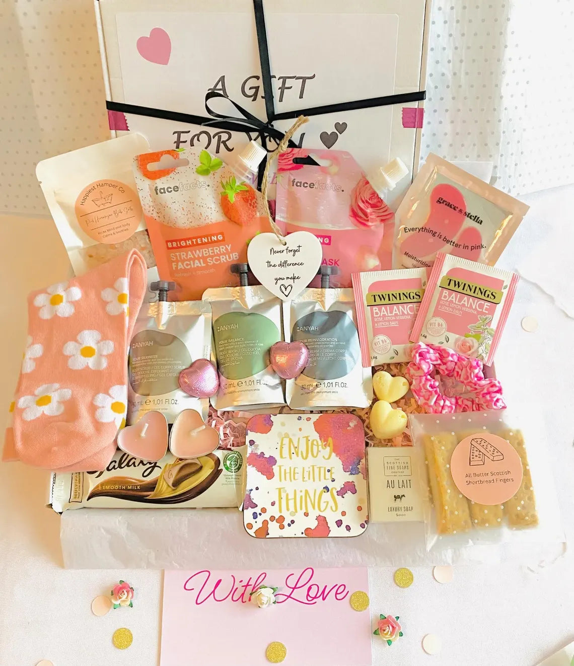 PINK PAMPER HAMPER FOR HER